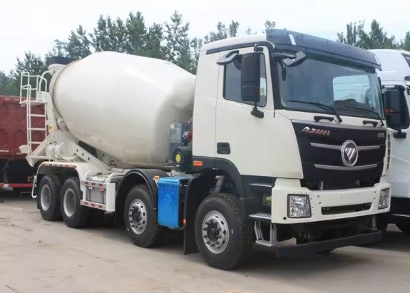 Concrete Mixer Truck, 8 m³, 371–380 hp (Used)